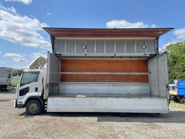 いすゞフォワードアルミウイング増トン（6t・8t）[写真06]