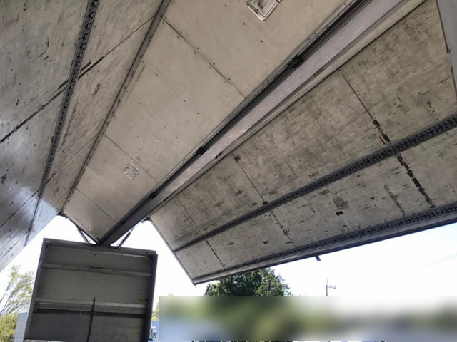 三菱ふそうスーパーグレートアルミウイング大型（10t）[写真15]