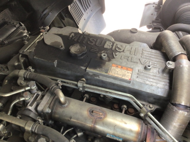 三菱ふそうスーパーグレートアルミウイング大型（10t）[写真26]