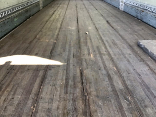 三菱ふそうスーパーグレートアルミウイング大型（10t）[写真07]