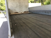 三菱ふそうスーパーグレートアルミウイング大型（10t）[写真08]