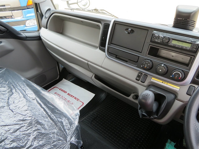 三菱ふそうキャンターセーフティローダー小型（2t・3t）[写真12]