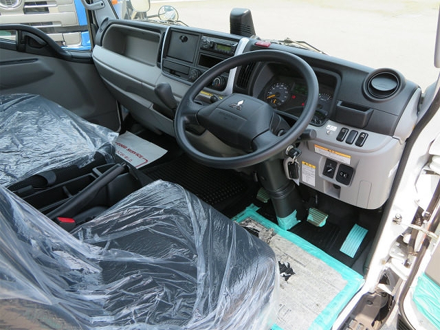 三菱ふそうキャンターセーフティローダー小型（2t・3t）[写真08]