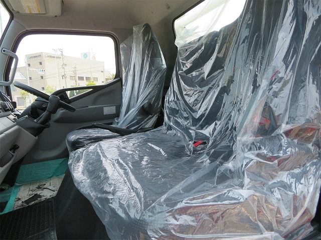 三菱ふそうキャンターセーフティローダー小型（2t・3t）[写真09]