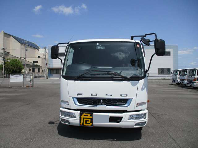 三菱ふそうファイター平ボディ中型（4t）[写真04]