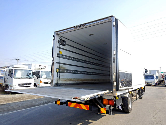 三菱ふそうファイター冷凍車（冷蔵車）中型（4t）[写真11]