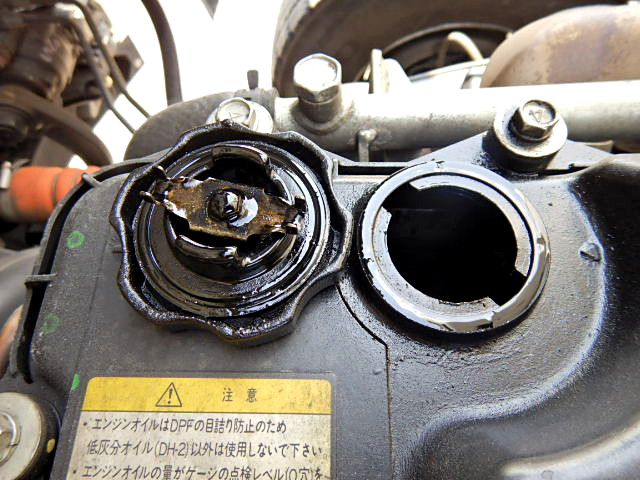 三菱ふそうファイター冷凍車（冷蔵車）中型（4t）[写真30]