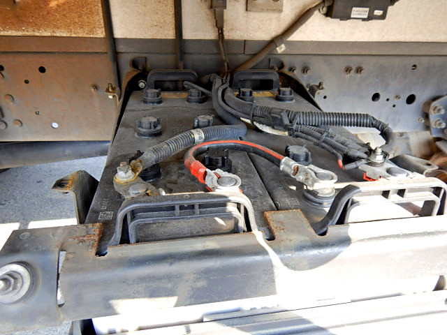 三菱ふそうファイター冷凍車（冷蔵車）中型（4t）[写真37]