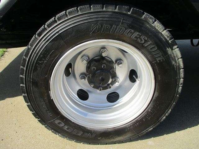 三菱ふそうキャンターセルフクレーン5段小型（2t・3t）[写真09]