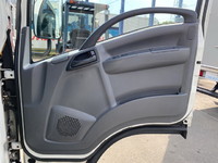 いすゞエルフアルミバン小型（2t・3t）[写真27]