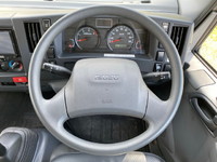 いすゞエルフアルミバン小型（2t・3t）[写真33]