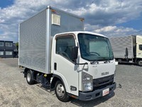 いすゞエルフアルミバン小型（2t・3t）[写真03]