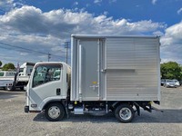 いすゞエルフアルミバン小型（2t・3t）[写真07]