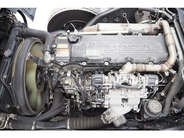 三菱ふそうファイターアルミブロック中型（4t）[写真29]