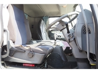 三菱ふそうファイターアルミブロック中型（4t）[写真36]