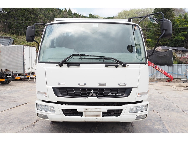 三菱ふそうファイターアルミブロック中型（4t）[写真06]