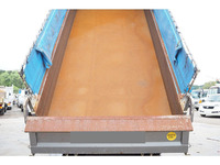 三菱ふそうスーパーグレートダンプ大型（10t）[写真10]