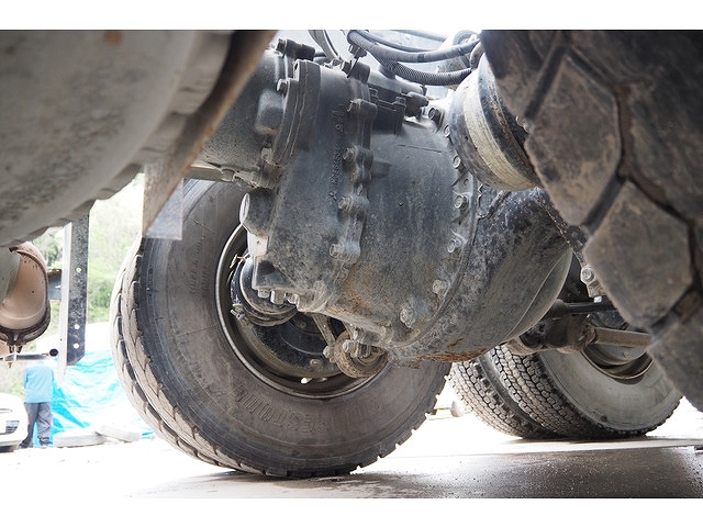 三菱ふそうスーパーグレートダンプ大型（10t）[写真20]