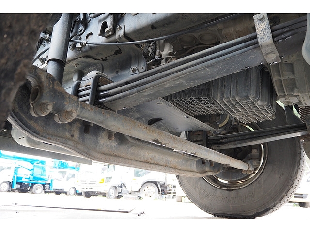 三菱ふそうスーパーグレートダンプ大型（10t）[写真22]