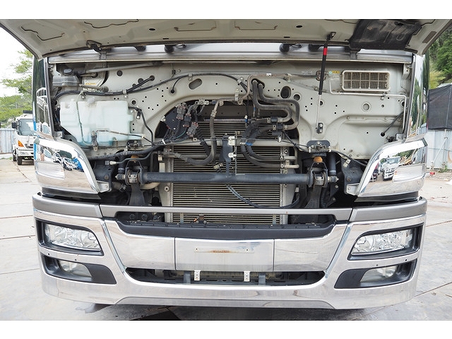 三菱ふそうスーパーグレートダンプ大型（10t）[写真30]