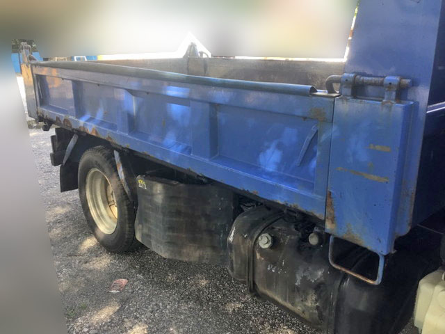 いすゞエルフダンプ小型（2t・3t）[写真15]