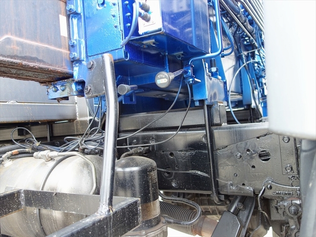 三菱ふそうファイターセルフクレーン5段増トン（6t・8t）[写真12]