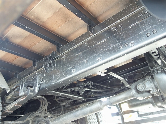 三菱ふそうファイターセルフクレーン5段増トン（6t・8t）[写真13]