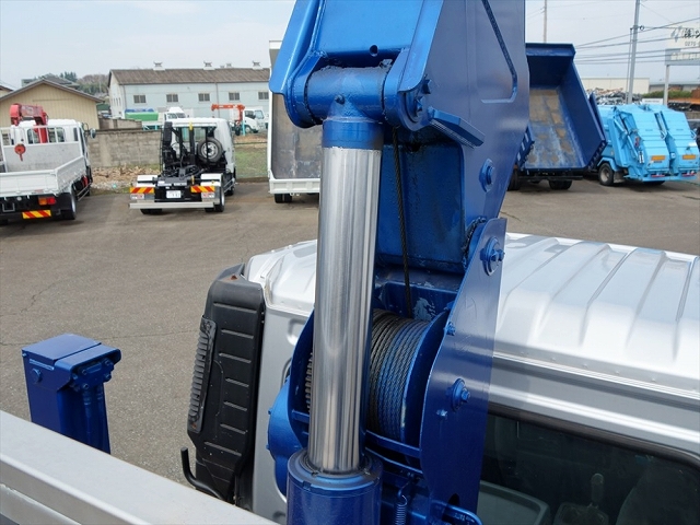 三菱ふそうファイターセルフクレーン5段増トン（6t・8t）[写真21]