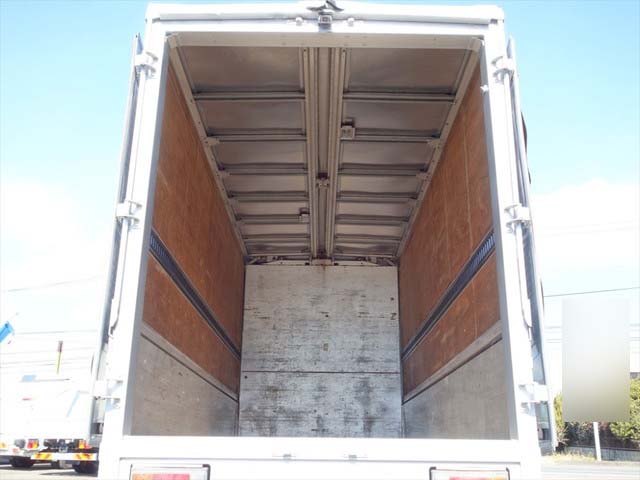 三菱ふそうキャンターアルミウイング小型（2t・3t）[写真16]