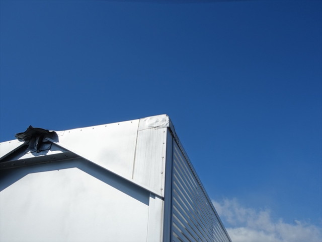 三菱ふそうキャンターアルミウイング小型（2t・3t）[写真31]