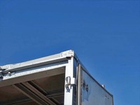 三菱ふそうキャンターアルミウイング小型（2t・3t）[写真32]