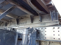 三菱ふそうキャンターアルミウイング小型（2t・3t）[写真08]