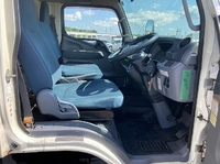 三菱ふそうキャンターアルミバン小型（2t・3t）[写真11]