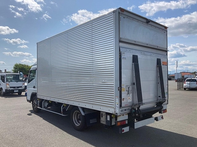 三菱ふそうキャンターアルミバン小型（2t・3t）[写真02]