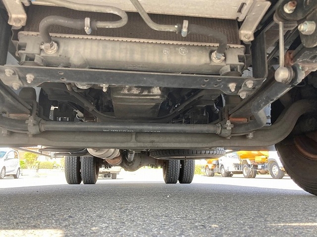 三菱ふそうキャンターアルミバン小型（2t・3t）[写真31]