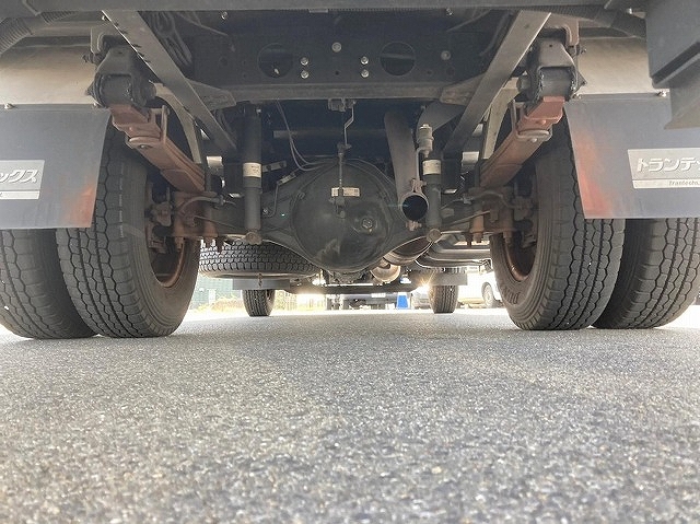 三菱ふそうキャンターアルミバン小型（2t・3t）[写真32]