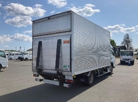 三菱ふそうキャンターアルミバン小型（2t・3t）[写真05]