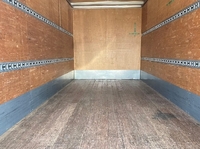 三菱ふそうキャンターアルミバン小型（2t・3t）[写真09]