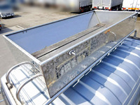 いすゞエルフアルミブロック小型（2t・3t）[写真11]