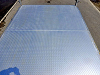 いすゞエルフアルミブロック小型（2t・3t）[写真12]