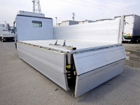 いすゞエルフアルミブロック小型（2t・3t）[写真03]