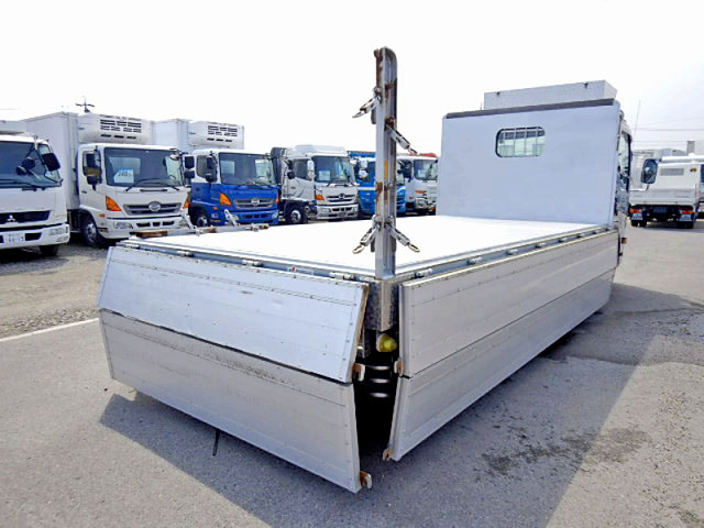 いすゞエルフアルミブロック小型（2t・3t）[写真04]