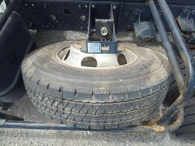 いすゞフォワード深ダンプ（土砂禁ダンプ）中型（4t）[写真19]