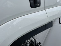 いすゞフォワードアルミウイング中型（4t）[写真12]