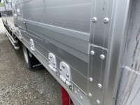 いすゞフォワードアルミウイング中型（4t）[写真16]