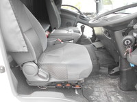 いすゞフォワードアルミウイング中型（4t）[写真19]