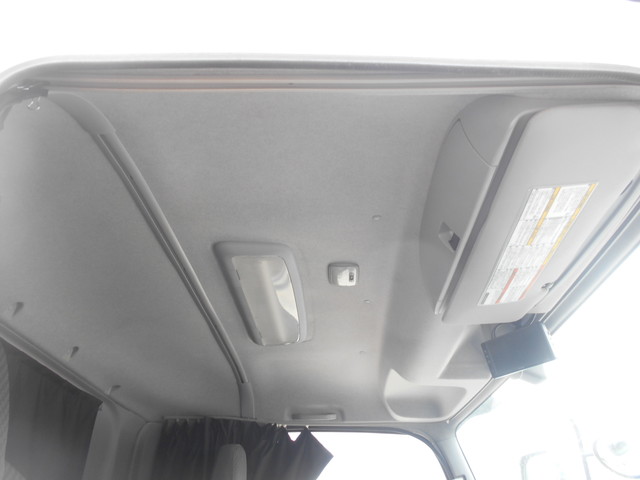 いすゞフォワードアルミウイング中型（4t）[写真20]