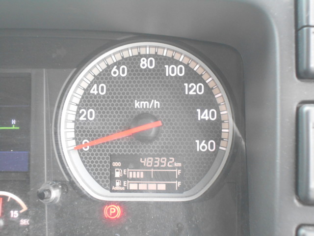 いすゞフォワードアルミウイング中型（4t）[写真24]