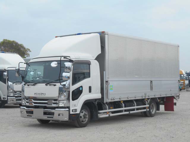 いすゞフォワードアルミウイング中型（4t）[写真03]