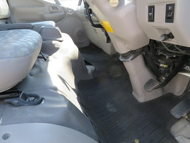 日野デュトロ平ボディ小型（2t・3t）[写真18]